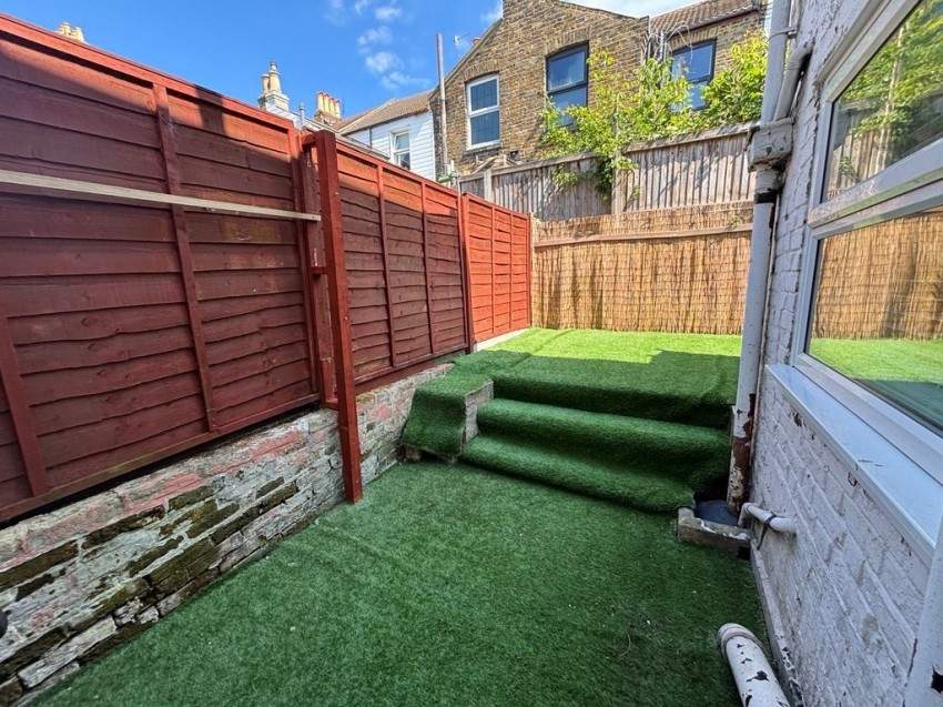 Images for Grotto Road, Margate EAID:f7dad3ea73a210ef97482ecc254de312 BID:1