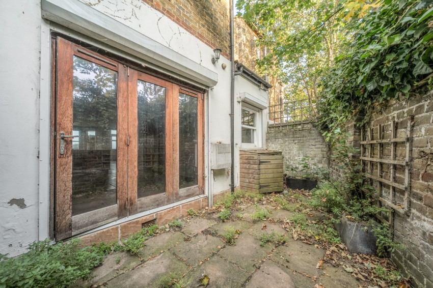 Images for Beach House, Royal Crescent, Margate EAID:f7dad3ea73a210ef97482ecc254de312 BID:1