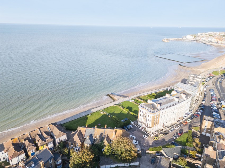 Images for Beach House, Royal Crescent, Margate EAID:f7dad3ea73a210ef97482ecc254de312 BID:1