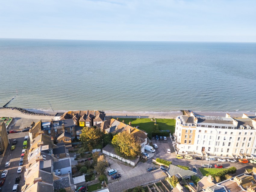 Images for Beach House, Royal Crescent, Margate EAID:f7dad3ea73a210ef97482ecc254de312 BID:1