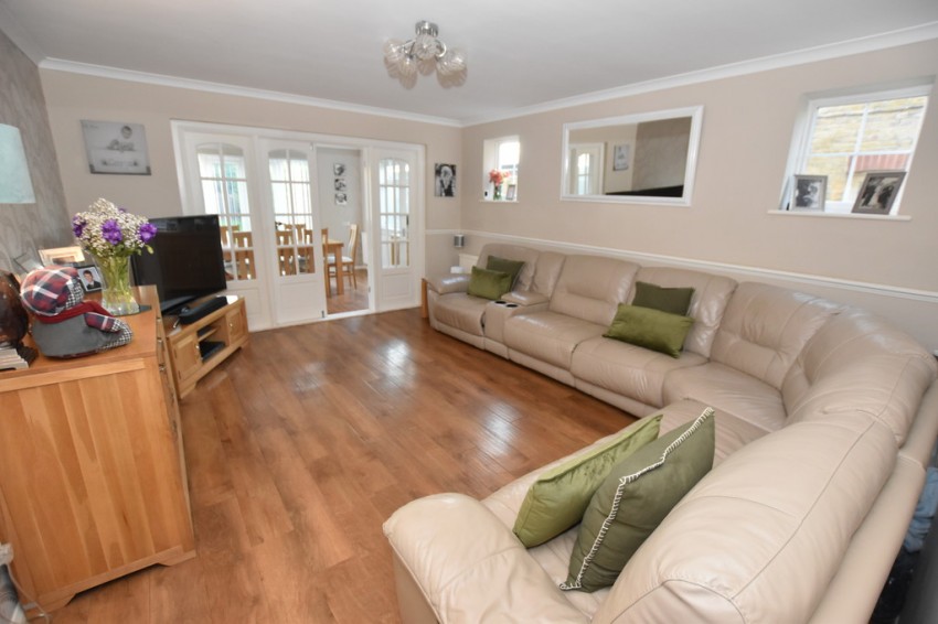 Images for Cross Road, Birchington EAID:f7dad3ea73a210ef97482ecc254de312 BID:1