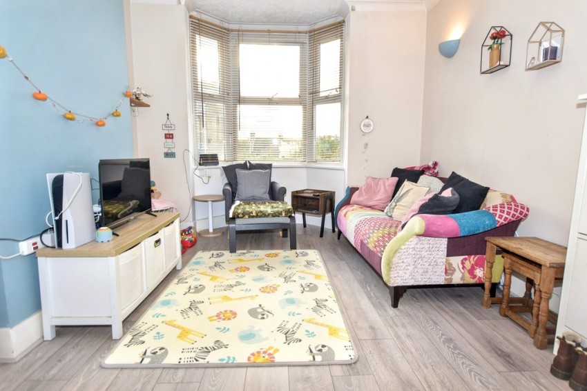 Images for Woodford Avenue, Ramsgate EAID:f7dad3ea73a210ef97482ecc254de312 BID:1