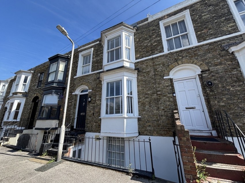 Images for Vicarage Place, Margate EAID:f7dad3ea73a210ef97482ecc254de312 BID:1