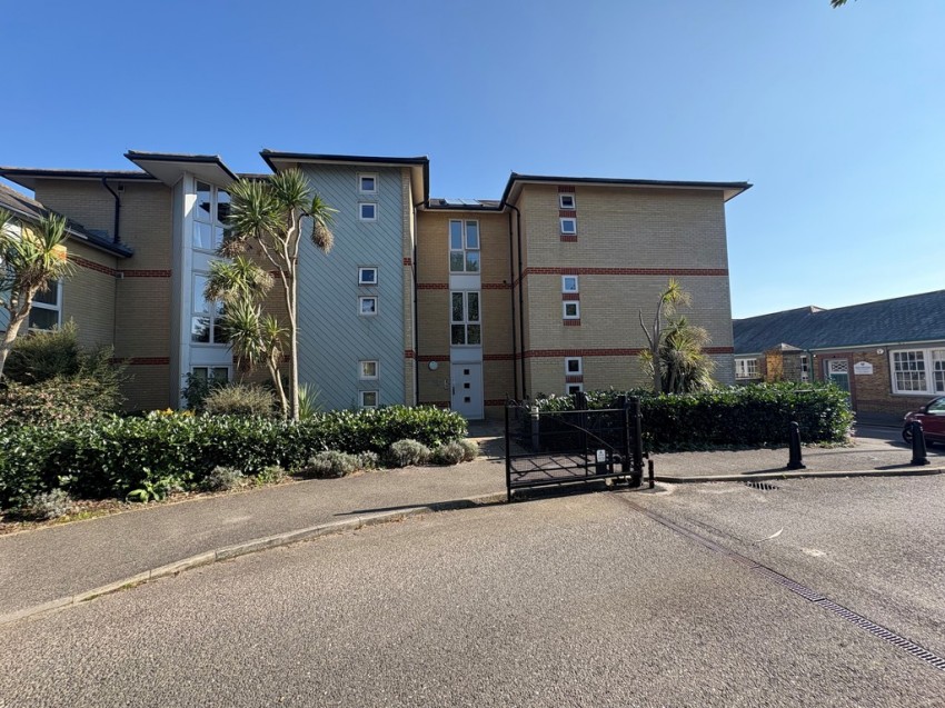 Images for Priory Courtyard, Ramsgate EAID:f7dad3ea73a210ef97482ecc254de312 BID:1