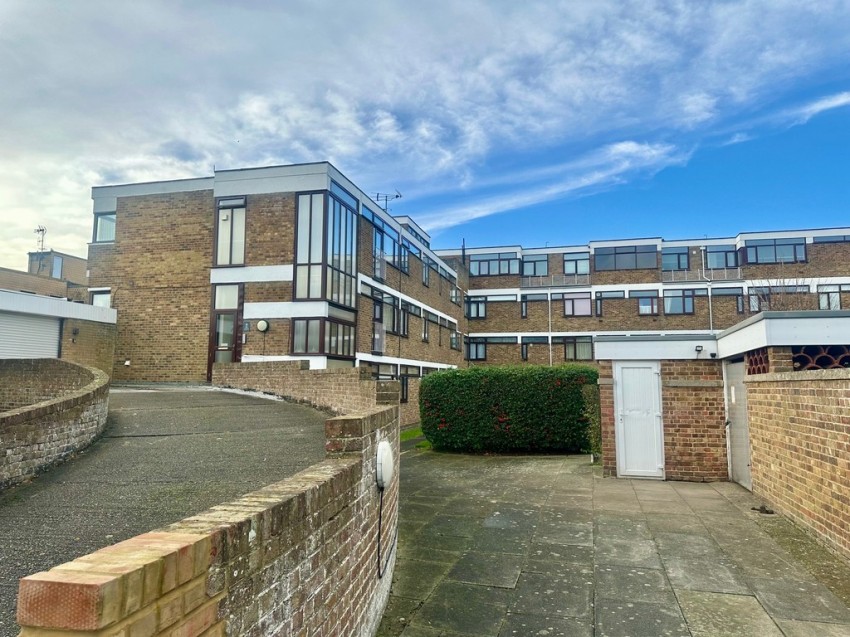 Images for Gainsboro Road, Birchington EAID:f7dad3ea73a210ef97482ecc254de312 BID:1